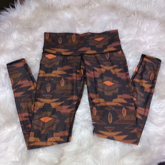 Rare TEEKI Southern Cross Harvest Tribal Feather Leggings Hot Pants - Picture 5 of 11